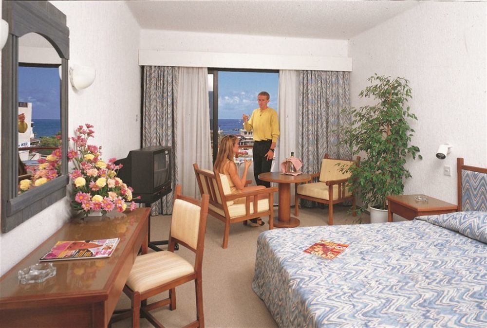 Paphos Gardens Apartment Buitenkant foto