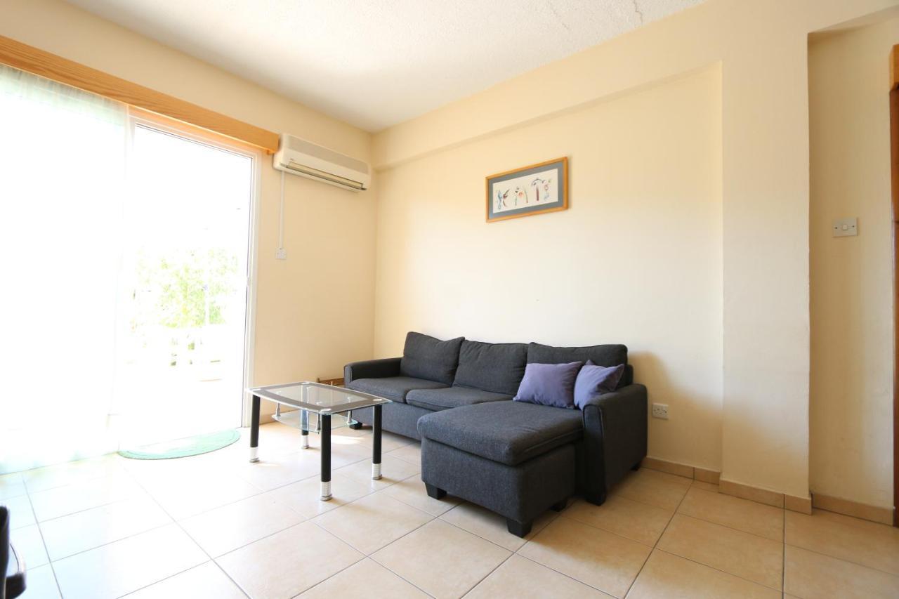 Paphos Gardens Apartment Buitenkant foto