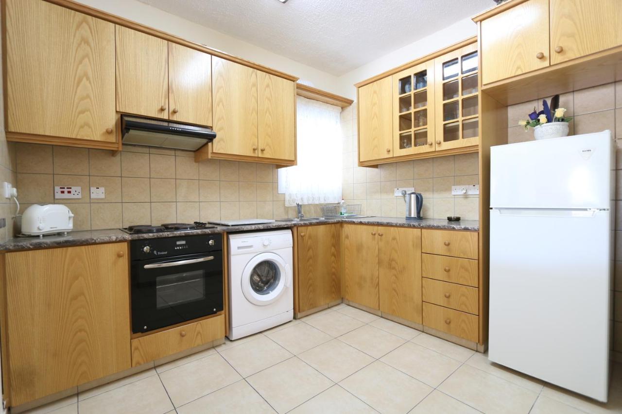 Paphos Gardens Apartment Buitenkant foto