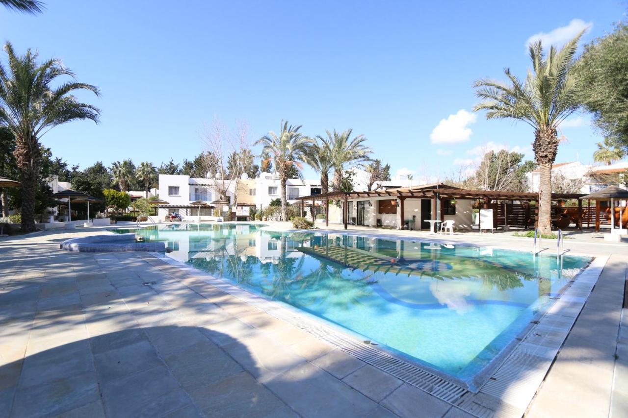 Paphos Gardens Apartment Buitenkant foto